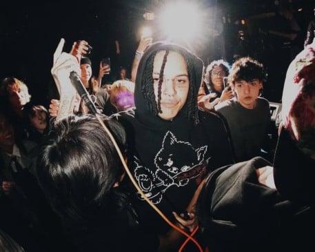 O rapper emo POORSTACY morre aos 26 anos