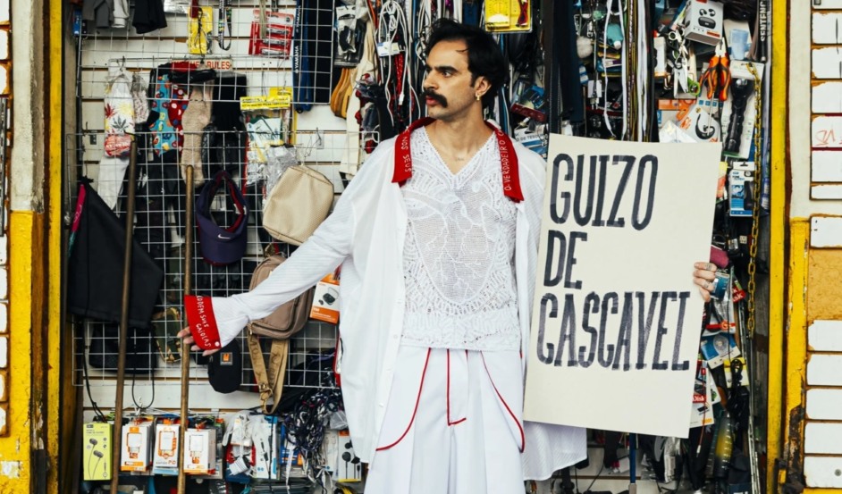 Rodrigo Alarcon aponta ao TMDQA! que seu novo disco "não coloca limite no que é MPB"