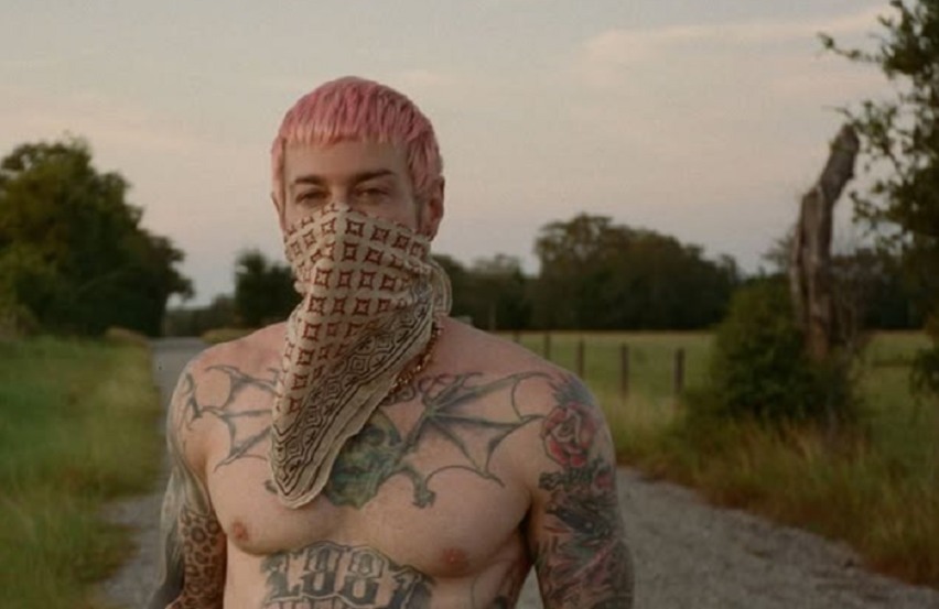 Zacky Vengeance, guitarrista do Avenged Sevenfold, estreia carreira solo no Country