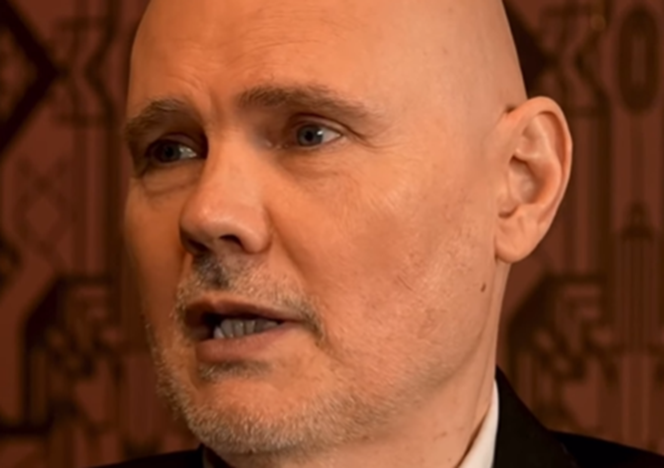 Billy Corgan diz que governo dos EUA quis usar sua influência em projeto secreto