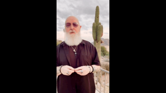 Rob Halford celebra 40 anos de sobriedade longe do álcool