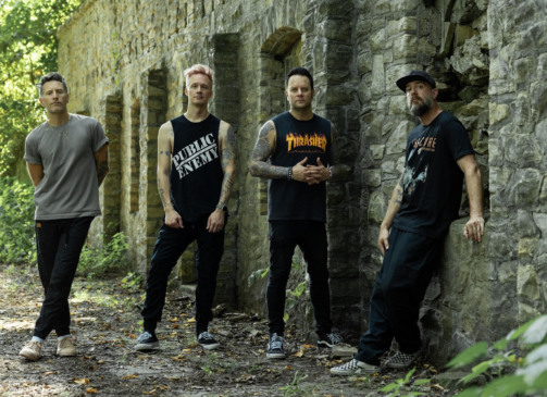 Story Of The Year anuncia disco e apresenta o single "Disconnected"