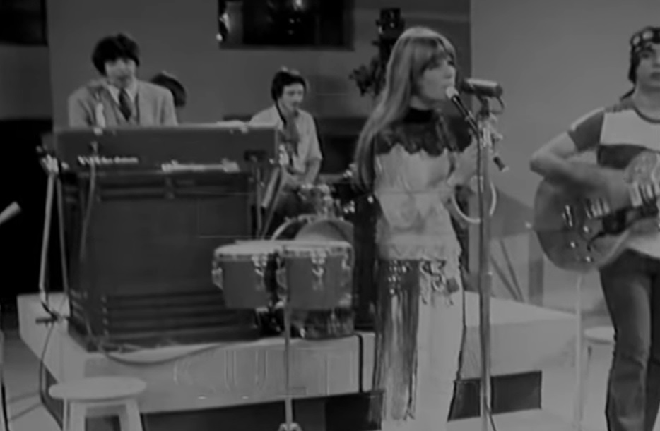 Vídeo raro mostra Os Mutantes tocando clássico dos Beatles em 1969 Vídeo raro mostra Os Mutantes tocando clássico dos Beatles em 1969
