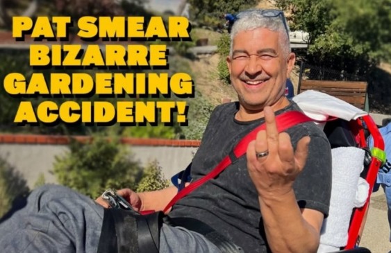 Pat Smear, do Foo Fighters, sofre acidente e vai perder shows