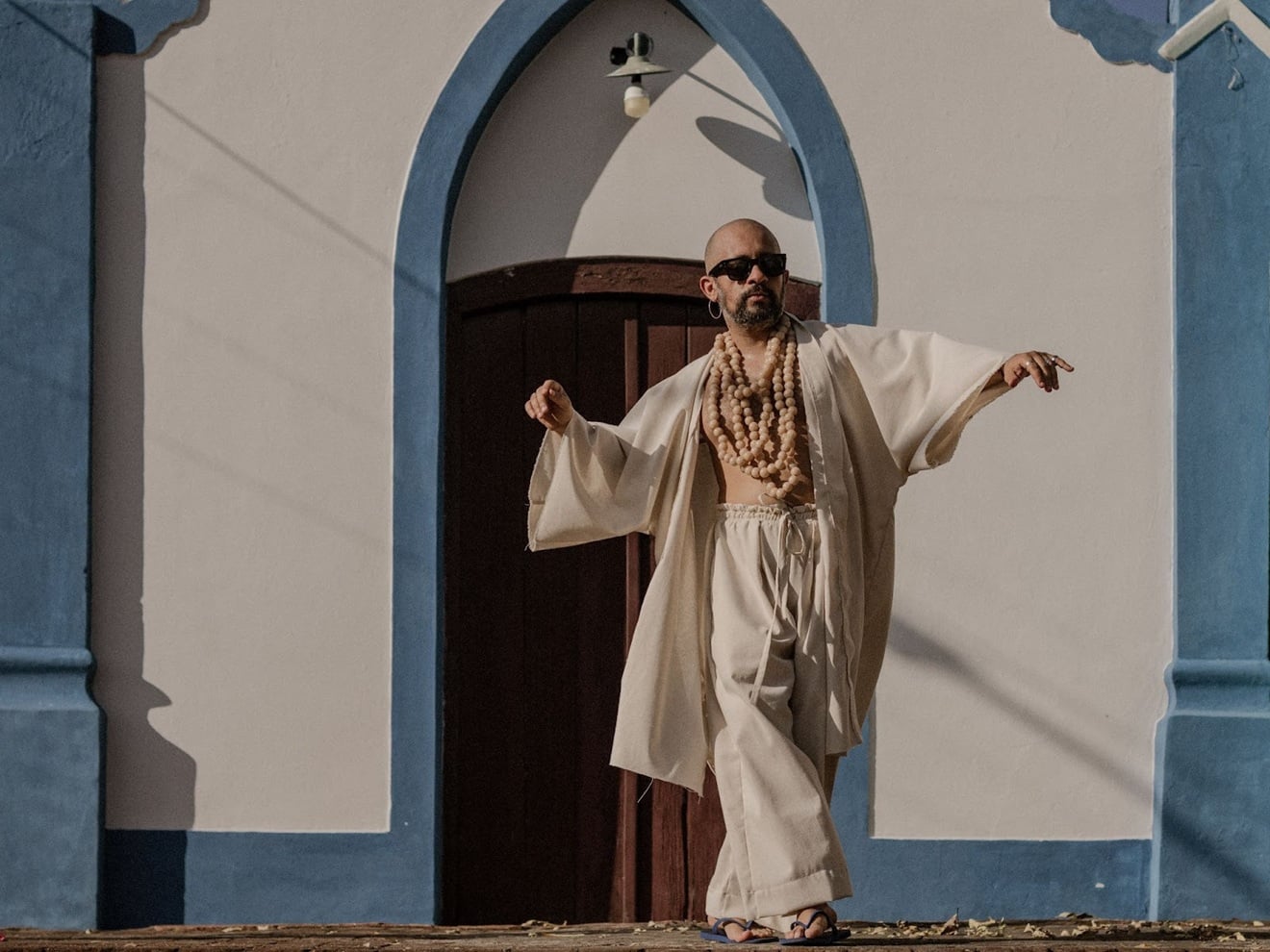 Janu lança novo single