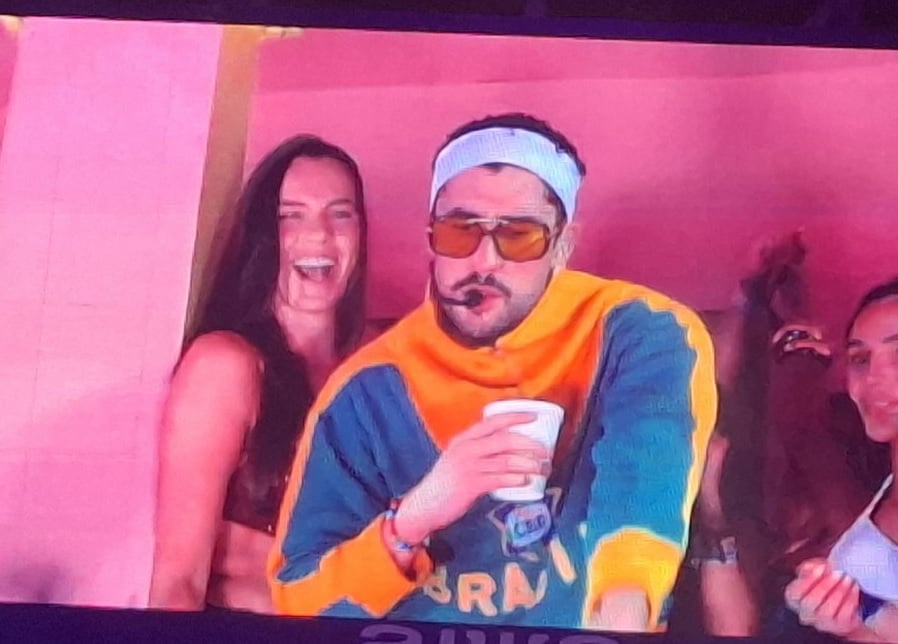 Como uma jaqueta usada por Pelé se tornou figurino de Bad Bunny no Brasil