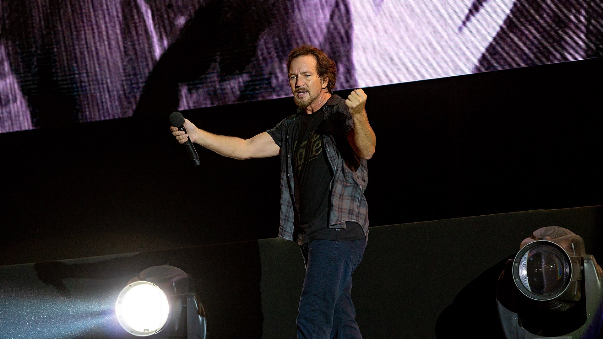 Eddie Vedder com o Pearl Jam em 2018