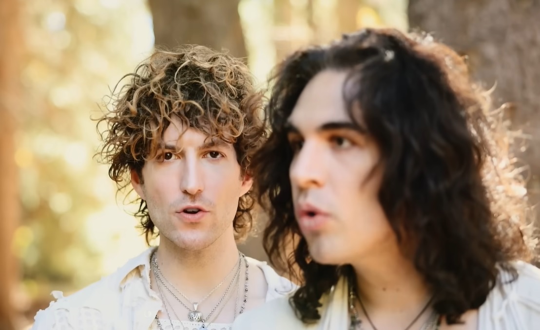 Stanley Simmons: ouça “Body Down”, primeiro single da banda de filhos do KISS