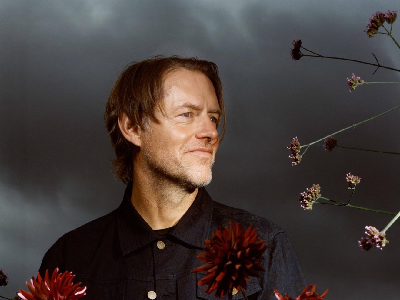 Ed O’Brien lança o álbum solo Blue Morpho motivado pela vontade de se reinventar