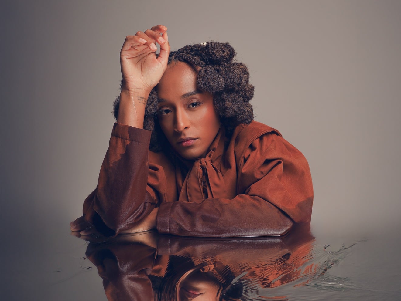 Marília Lopez lança single