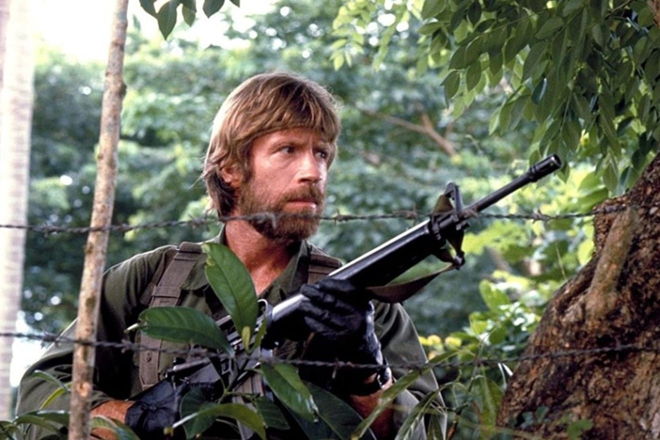 Qual é o estado de saúde de Chuck Norris após ser hospitalizado