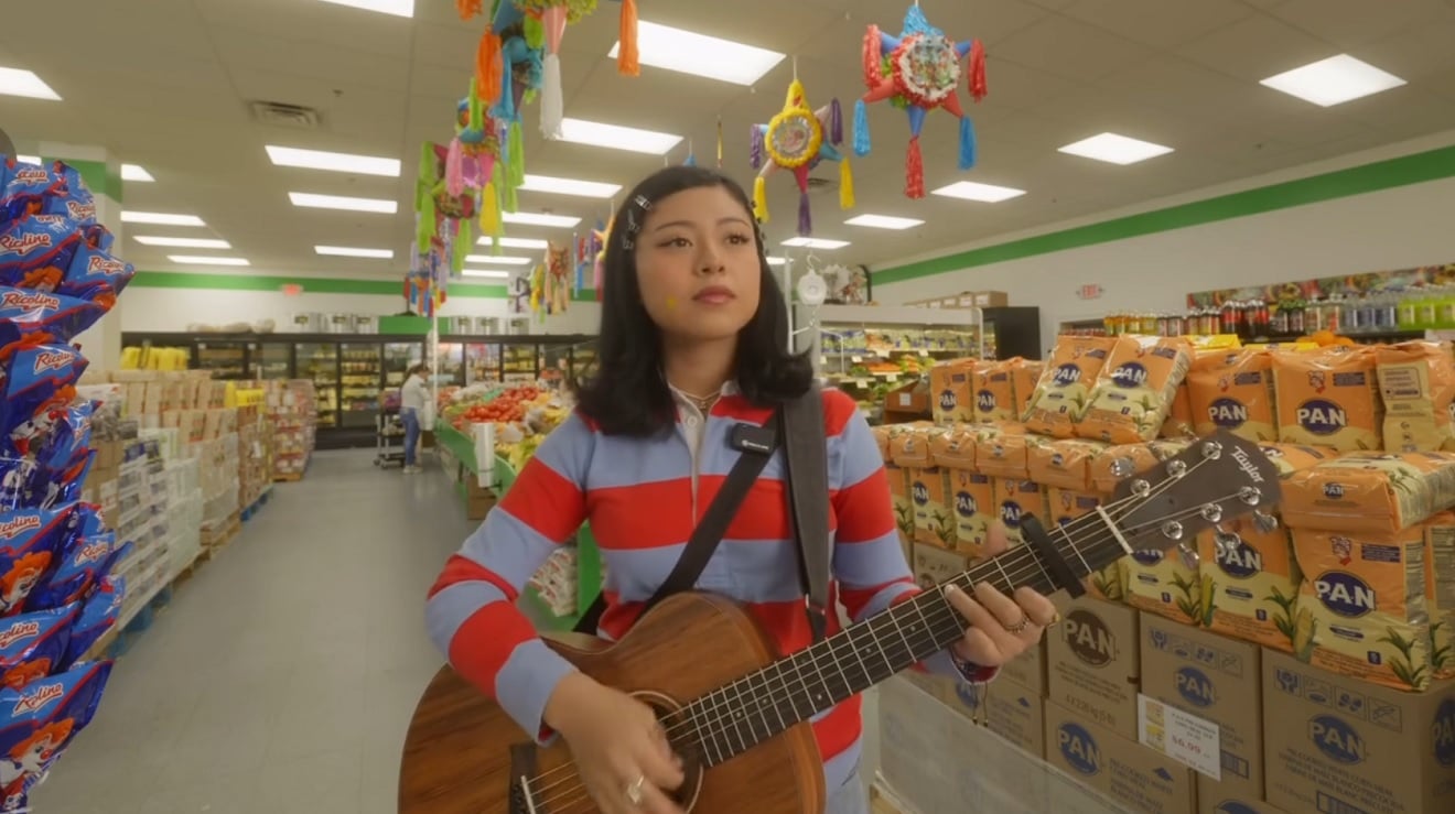 Tiny Desk de mercado, Selines, Fiesta Fresh Market