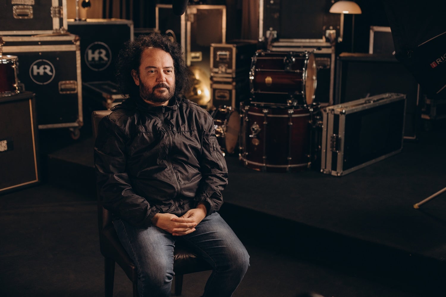 Exclusivo: Fred Castro relembra início do Raimundos e reação ao ouvir “Mulher de Fases” em nova série documental