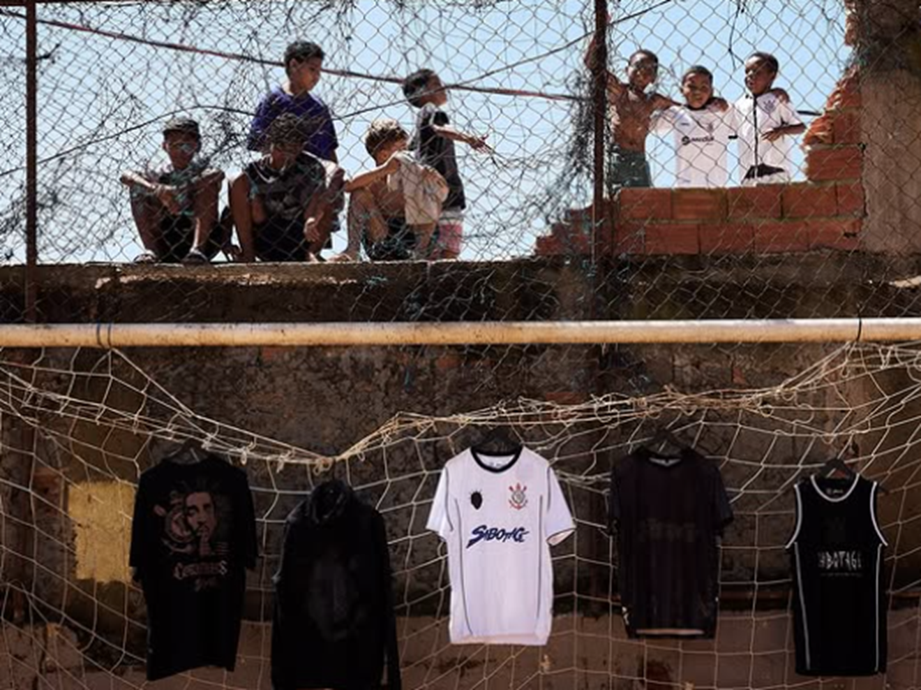 Corinthians celebra o eterno Sabotage com vídeo e coleção de camisetas