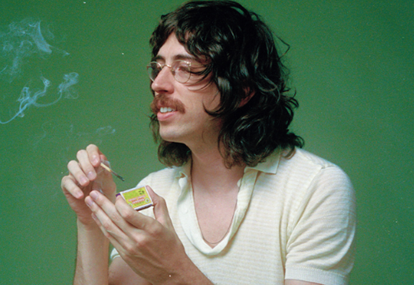 Tim Bernardes anuncia a última etapa da turnê do álbum “Mil Coisas Invisíveis”