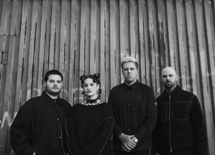 Spiritbox, em foto por Alex Bemis