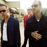 Social Distortion libera mais uma prévia do seu aguardado novo disco; ouça "Partners in Crime" Social Distortion libera mais uma prévia do seu aguardado novo disco; ouça "Partners in Crime"