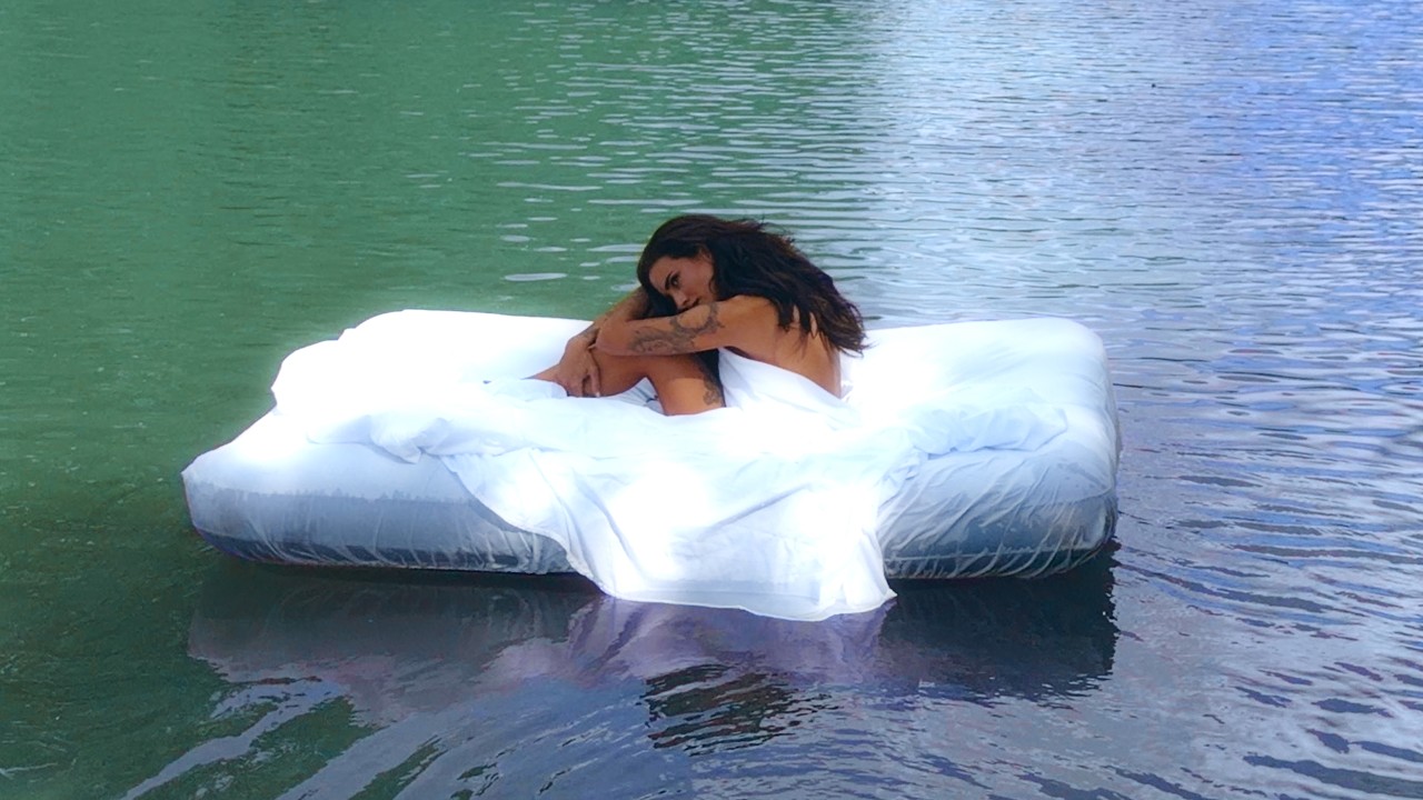 DAY LIMNS lança clipe quente de “Marquinha” e leva turnê “7 Vidas” ao Rio