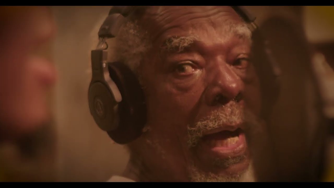 Artista moçambicano Otis Selimane lança álbum com mbira, instrumento milenar africano, e chega à novela da Globo