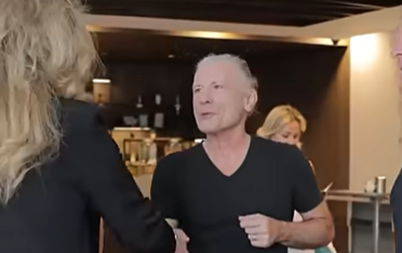 Presidente da Bulgária elogia o Iron Maiden durante encontro com a banda