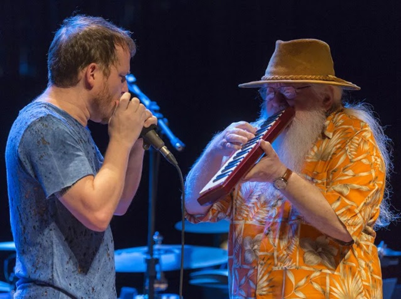 Gabriel Grossi e Laurent Coulondre homenageam Hermeto Pascoal no álbum Hermeto Universal