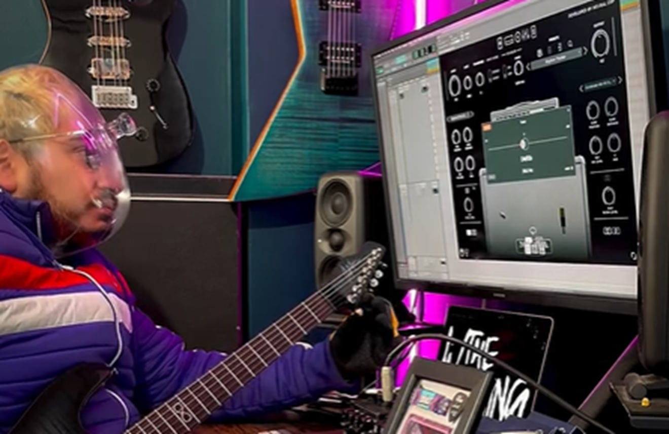 Criador de conteúdo toca “Master of Puppets” em afinação extrema e viraliza com desafio musical