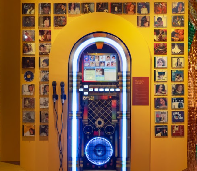 Jukebox com Karaokê Com Amor Alcione