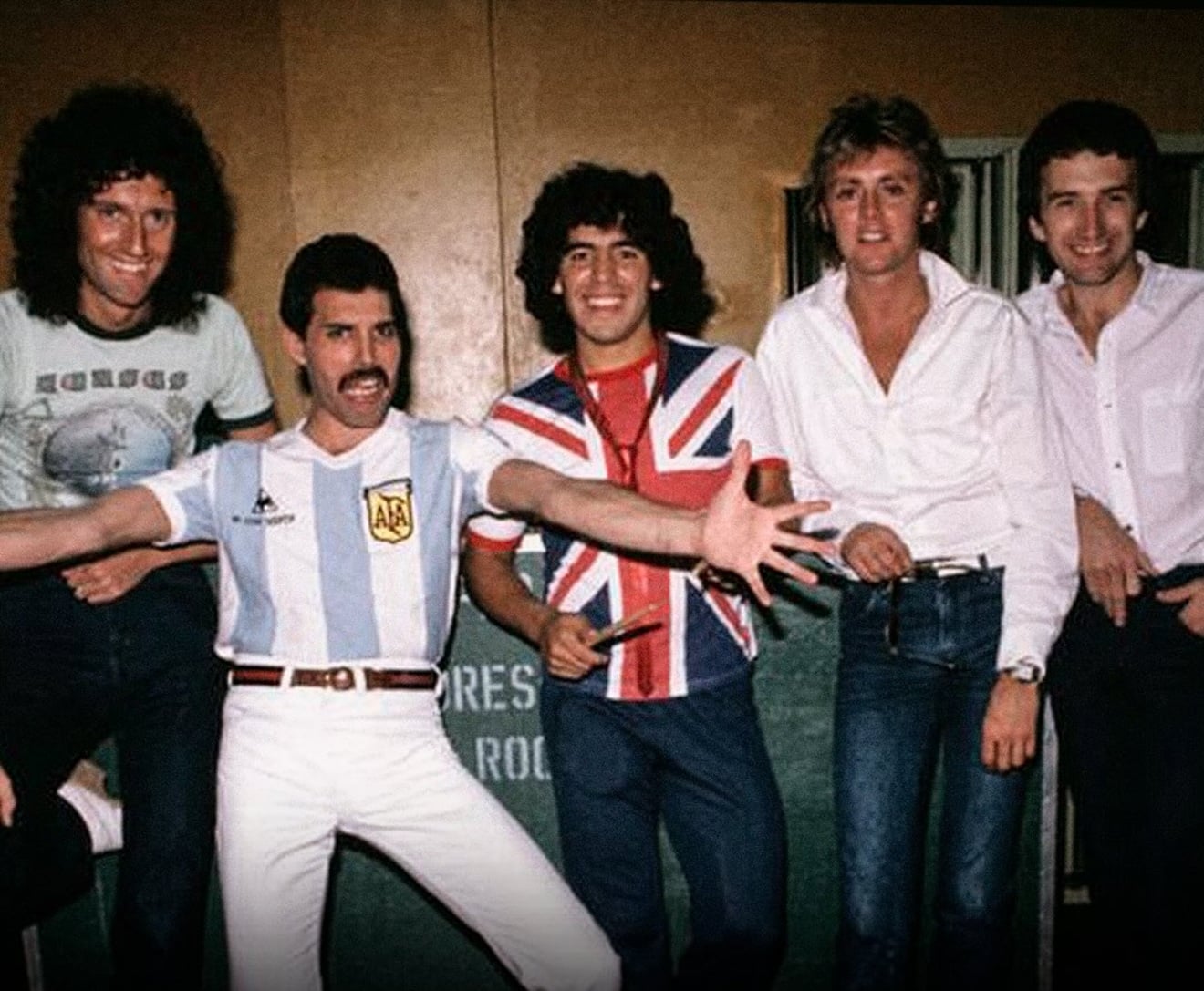 O dia em que Maradona e Queen se encontraram antes da Guerra das Malvinas