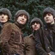 Beatles anuncia edição especial de "Rubber Soul" com material inédito