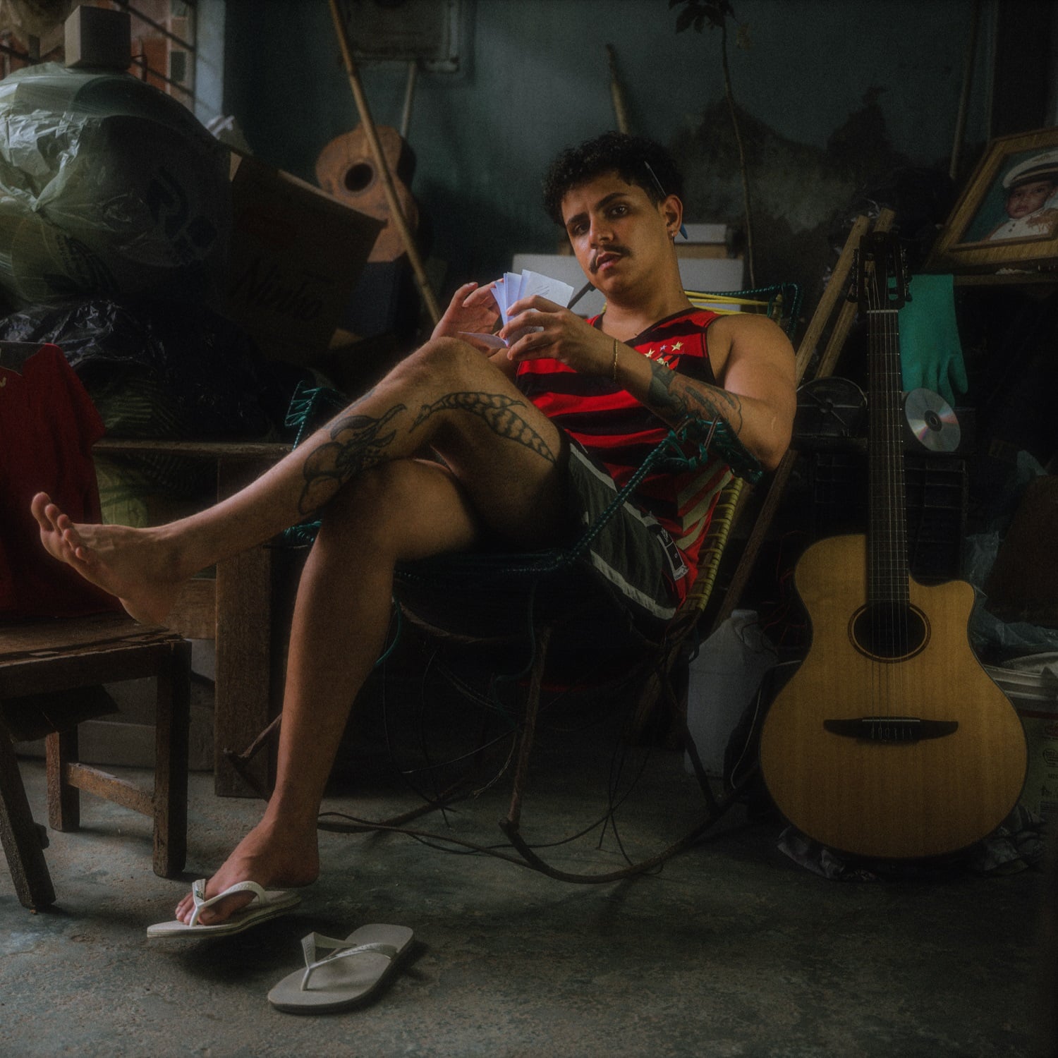 Matheus de Bezerra faz da delicadeza sua maior força no disco