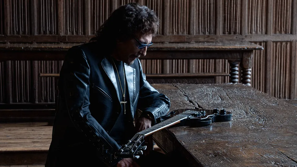 Tony Iommi anuncia primeiro álbum solo em 20 anos e lança o single