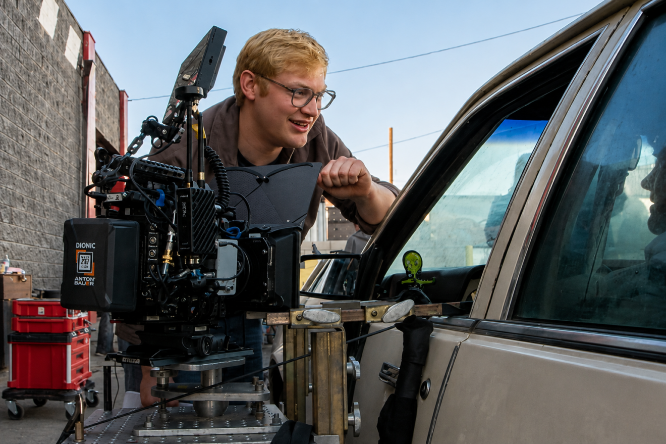 curry barker no set de filmagem