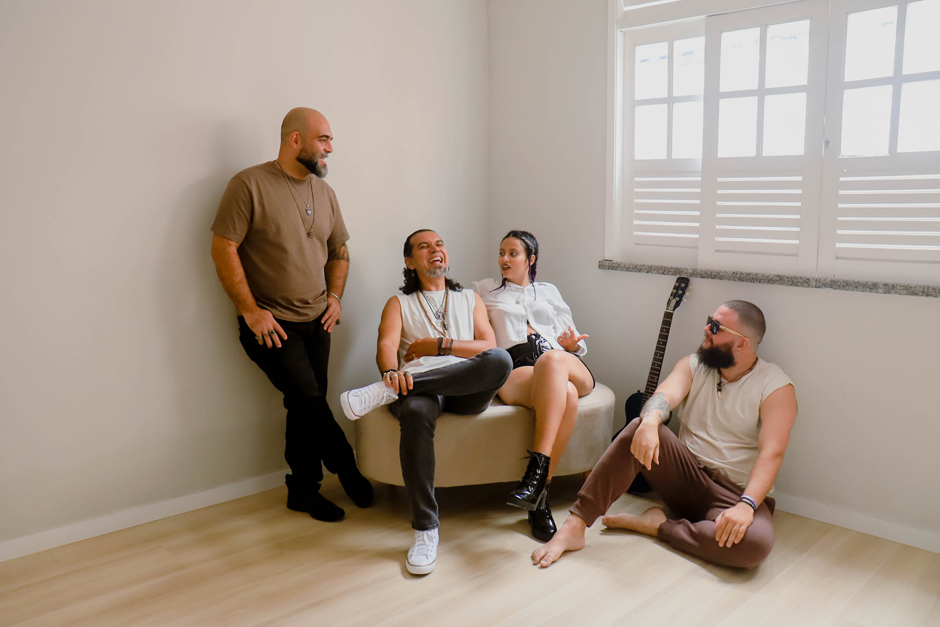 Sons de Mercúrio fala sobre resistência e afeto no EP Pra Não Dizer Que Não Falei de Amores