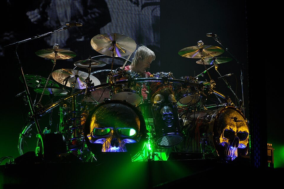 Frank Beard, do ZZ Top, morre aos 77 anos