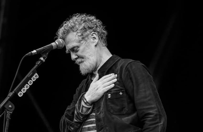 Investigadores acreditam que Glen Hansard teria perdido controle de moto antes de acidente fatal