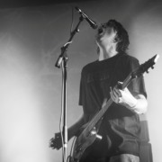 Justin Broadrick, do Godflesh e Jesu, participa de novo disco de Phoebe Bridgers