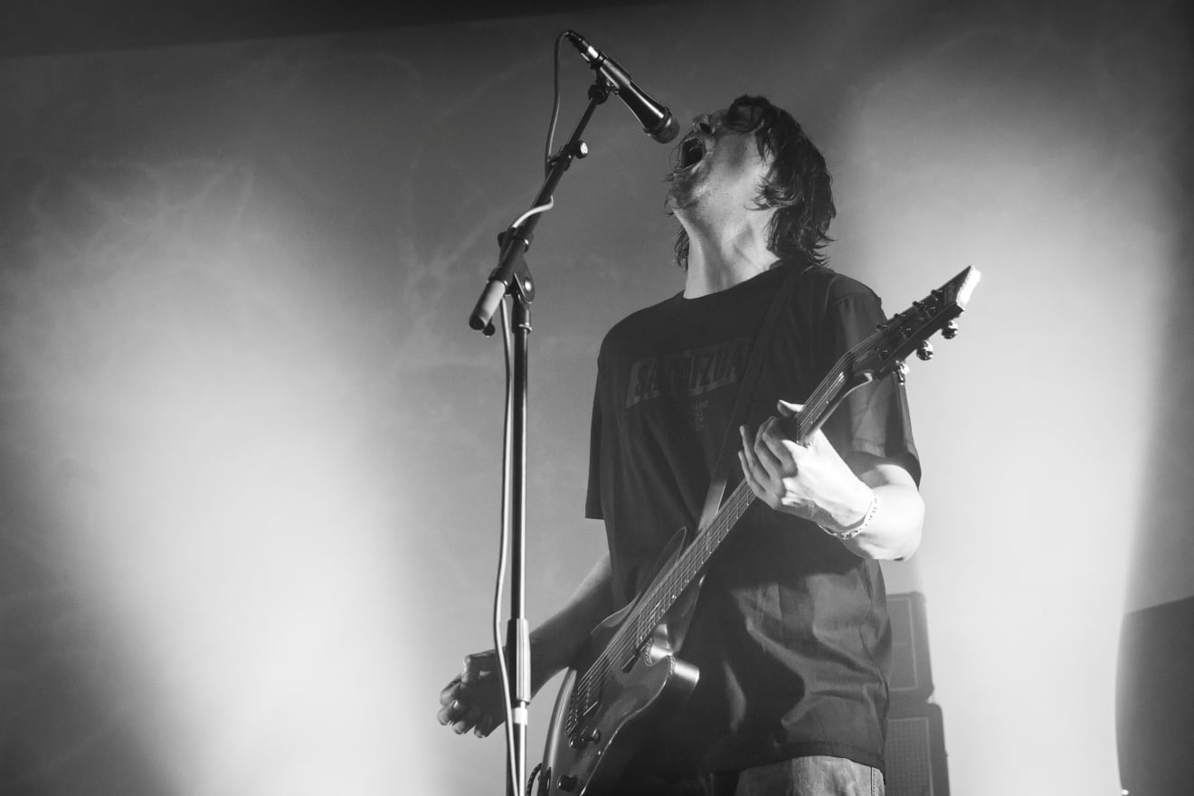 Justin Broadrick, do Godflesh e Jesu, participa de novo disco de Phoebe Bridgers