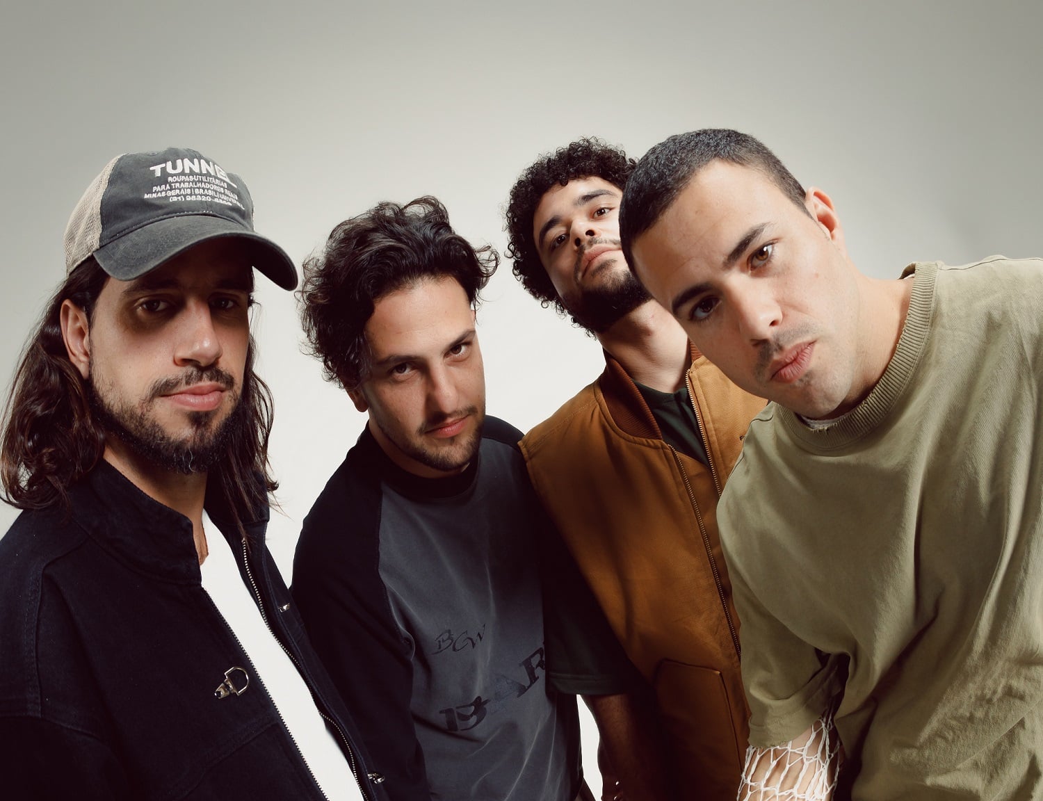 Lagum celebra dez anos do seu disco de estreia e revela bastidores da nova turnê: