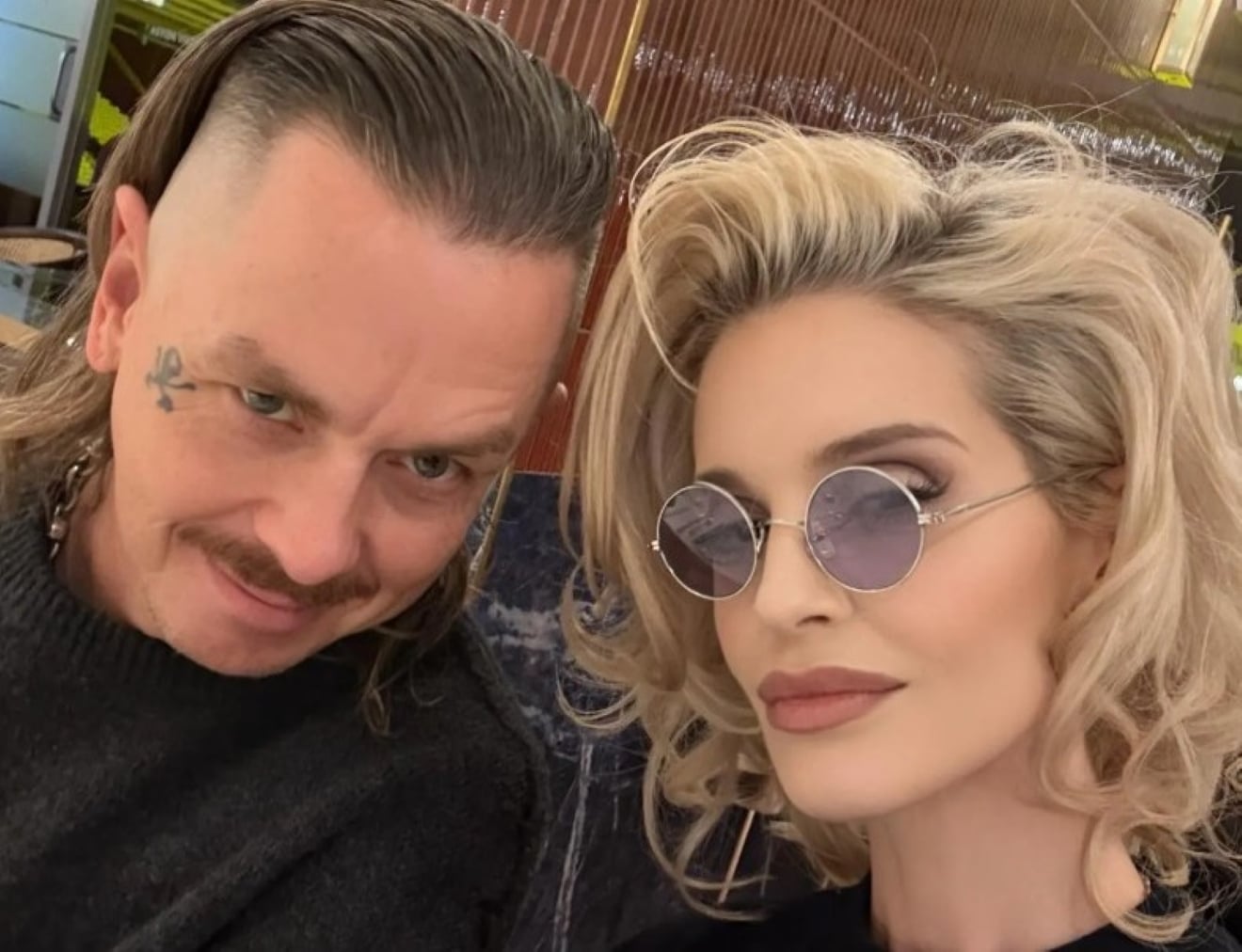 Sid Wilson (ex-Slipknot) e Kelly Osbourne
