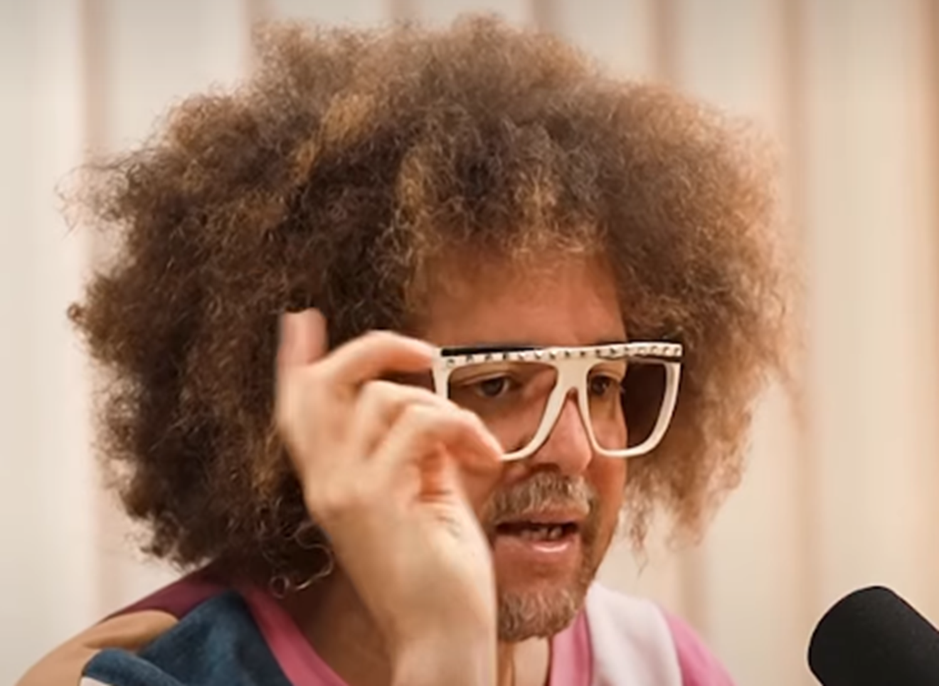 Redfoo relembra origem do LMFAO e influência de Chubby Checker