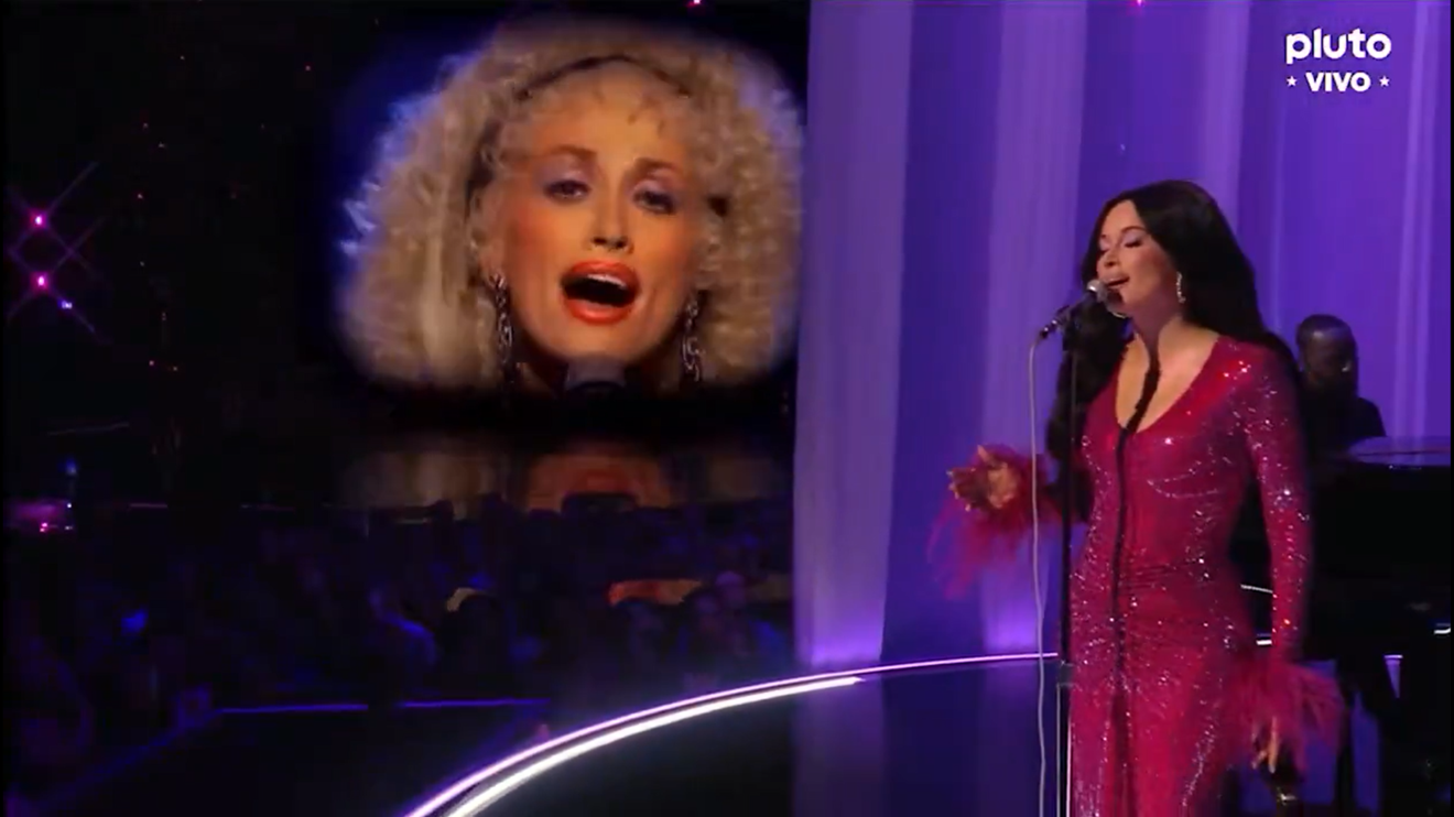 Lindo: veja Kacey Musgraves cantando clássico de Dolly Parton eternizado por Whitney Houston