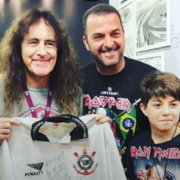 A curiosa relação de um ídolo do Corinthians com o Iron Maiden
