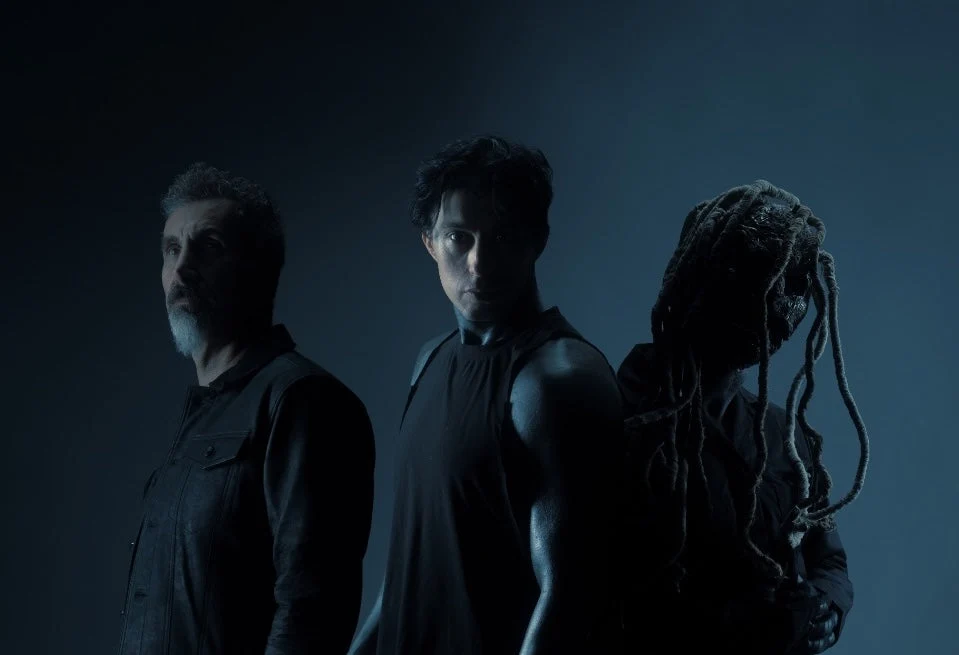Falling in Reverse lança single com Corey Taylor e Serj Tankian