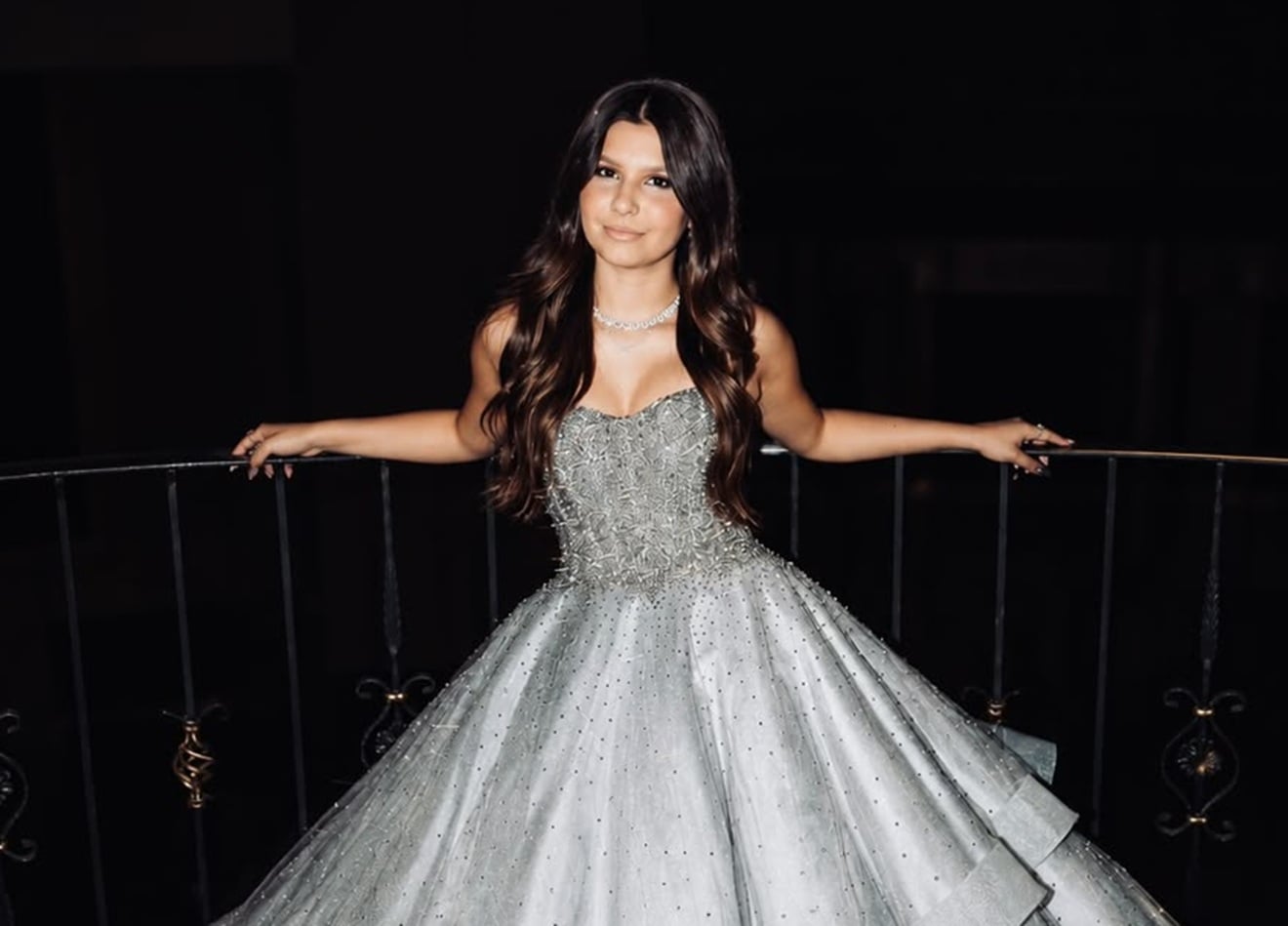 Cacau Haxkar estreia na música com “Beijo no Coração”, seu primeiro single