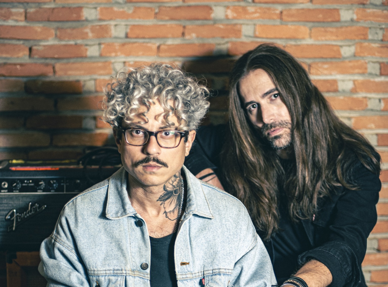 menores atos estreia turnê em que fãs escolhem o repertório dos shows